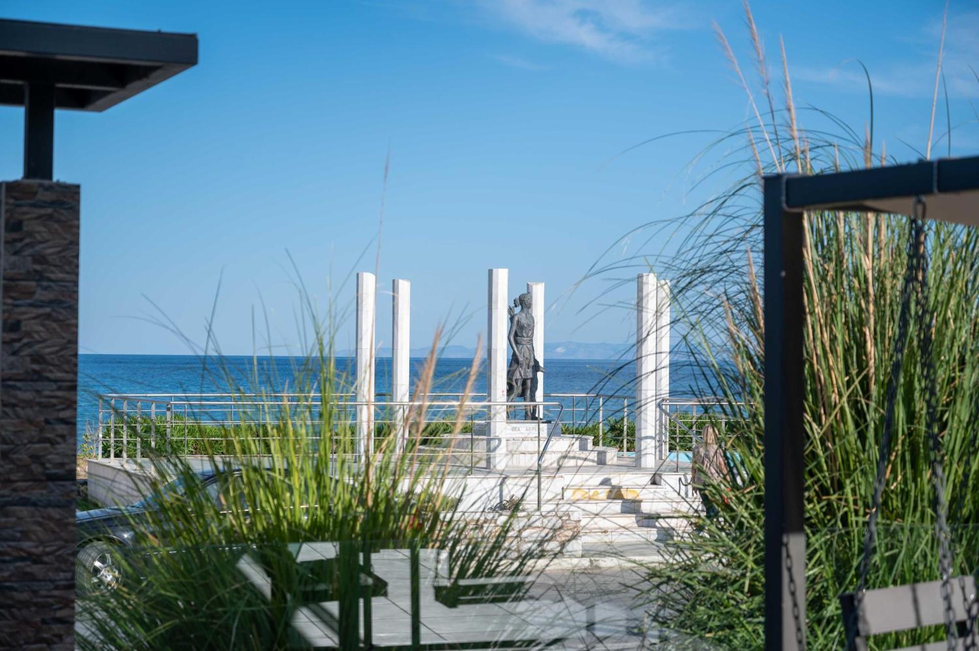 Finikas Suites & Apartments 10Min From Athens Airport Artemida  Ngoại thất bức ảnh