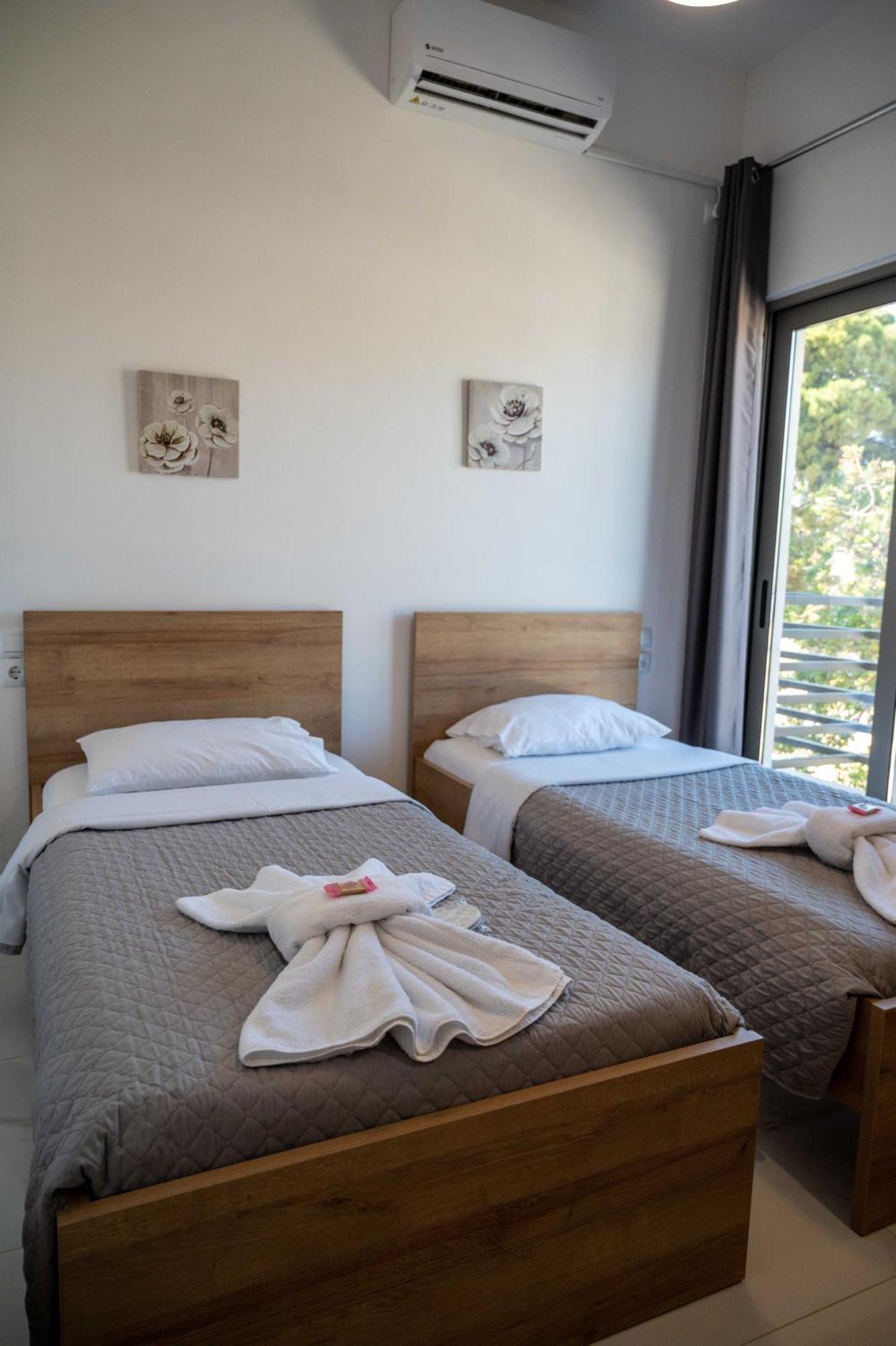 Finikas Suites & Apartments 10Min From Athens Airport Artemida  Ngoại thất bức ảnh