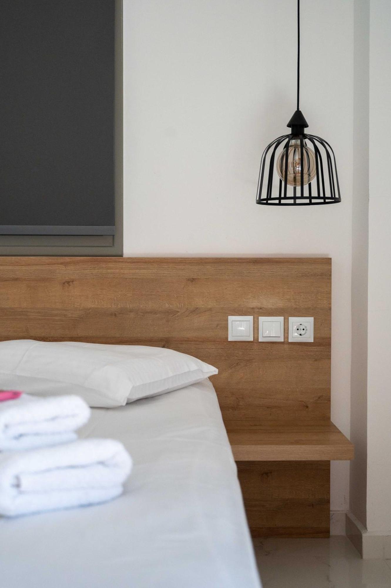 Finikas Suites & Apartments 10Min From Athens Airport Artemida  Ngoại thất bức ảnh