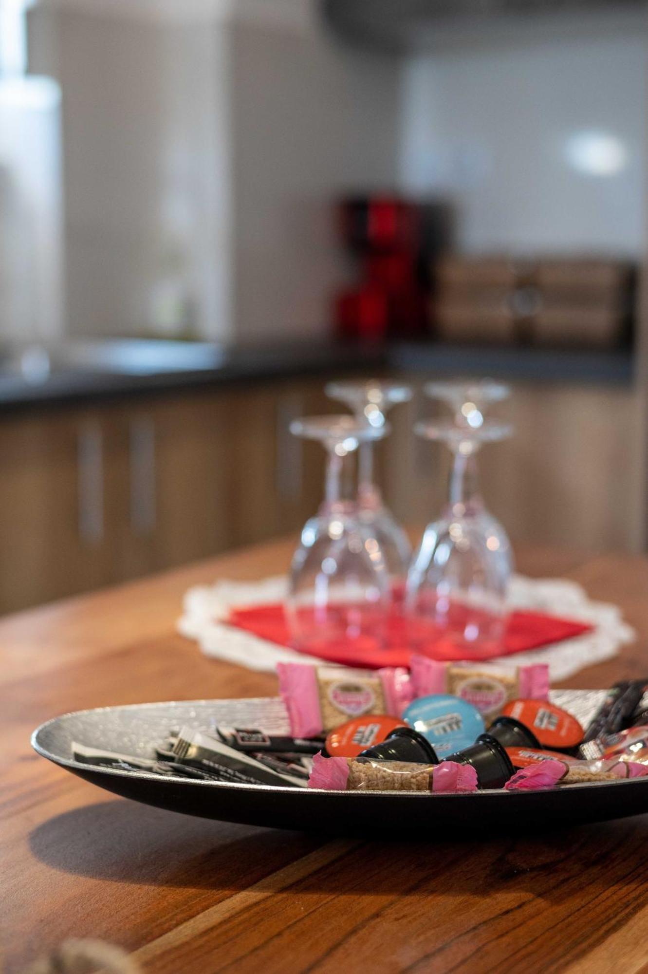 Finikas Suites & Apartments 10Min From Athens Airport Artemida  Ngoại thất bức ảnh