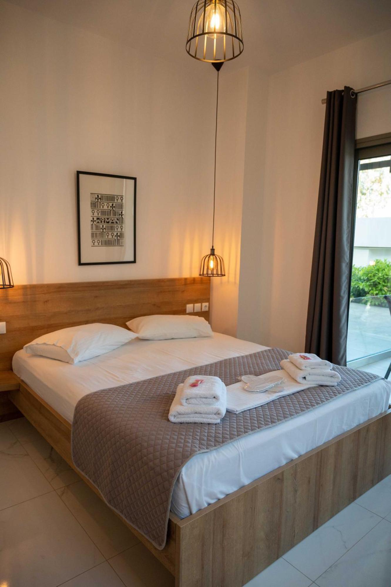 Finikas Suites & Apartments 10Min From Athens Airport Artemida  Ngoại thất bức ảnh