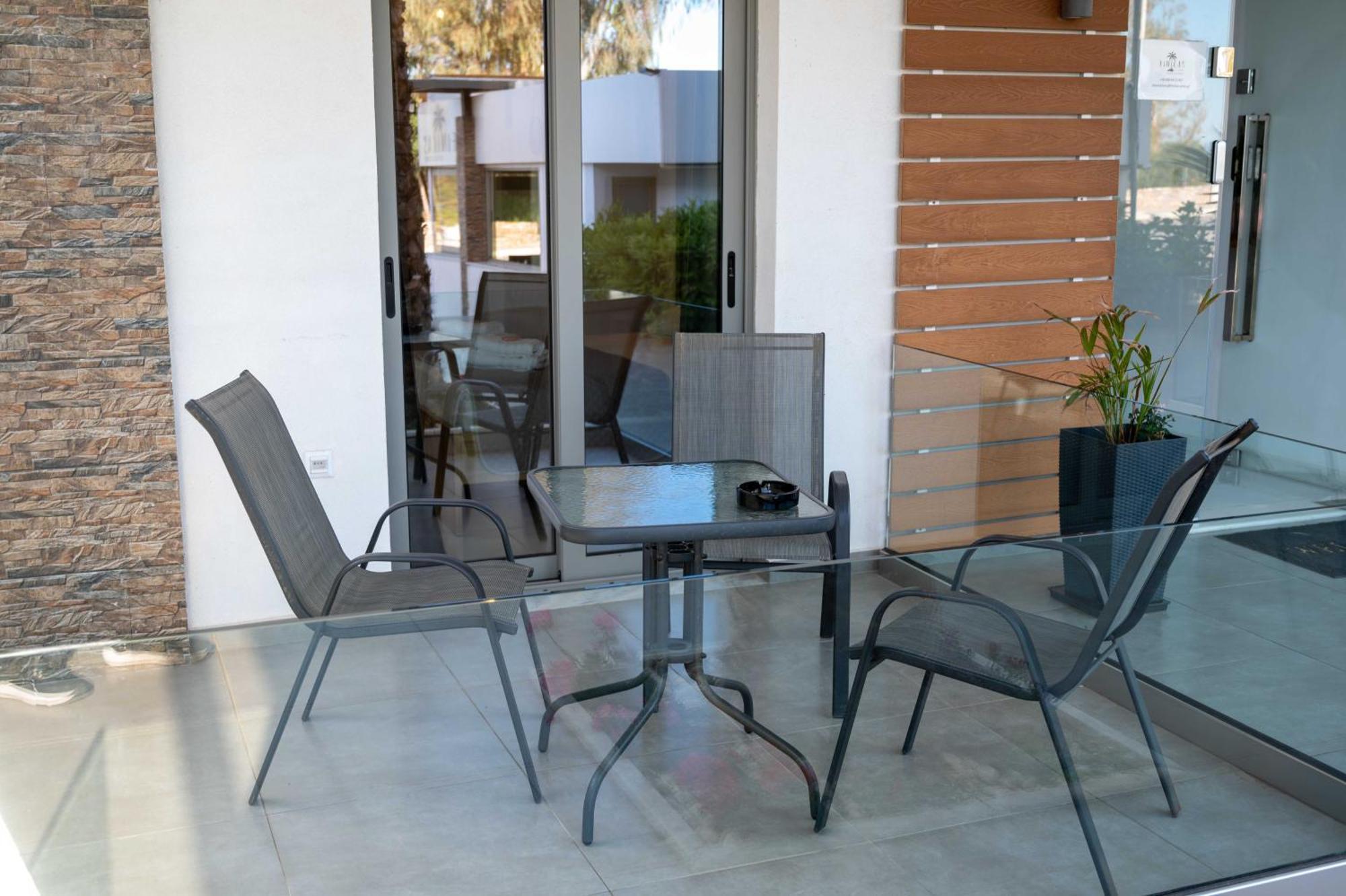 Finikas Suites & Apartments 10Min From Athens Airport Artemida  Ngoại thất bức ảnh